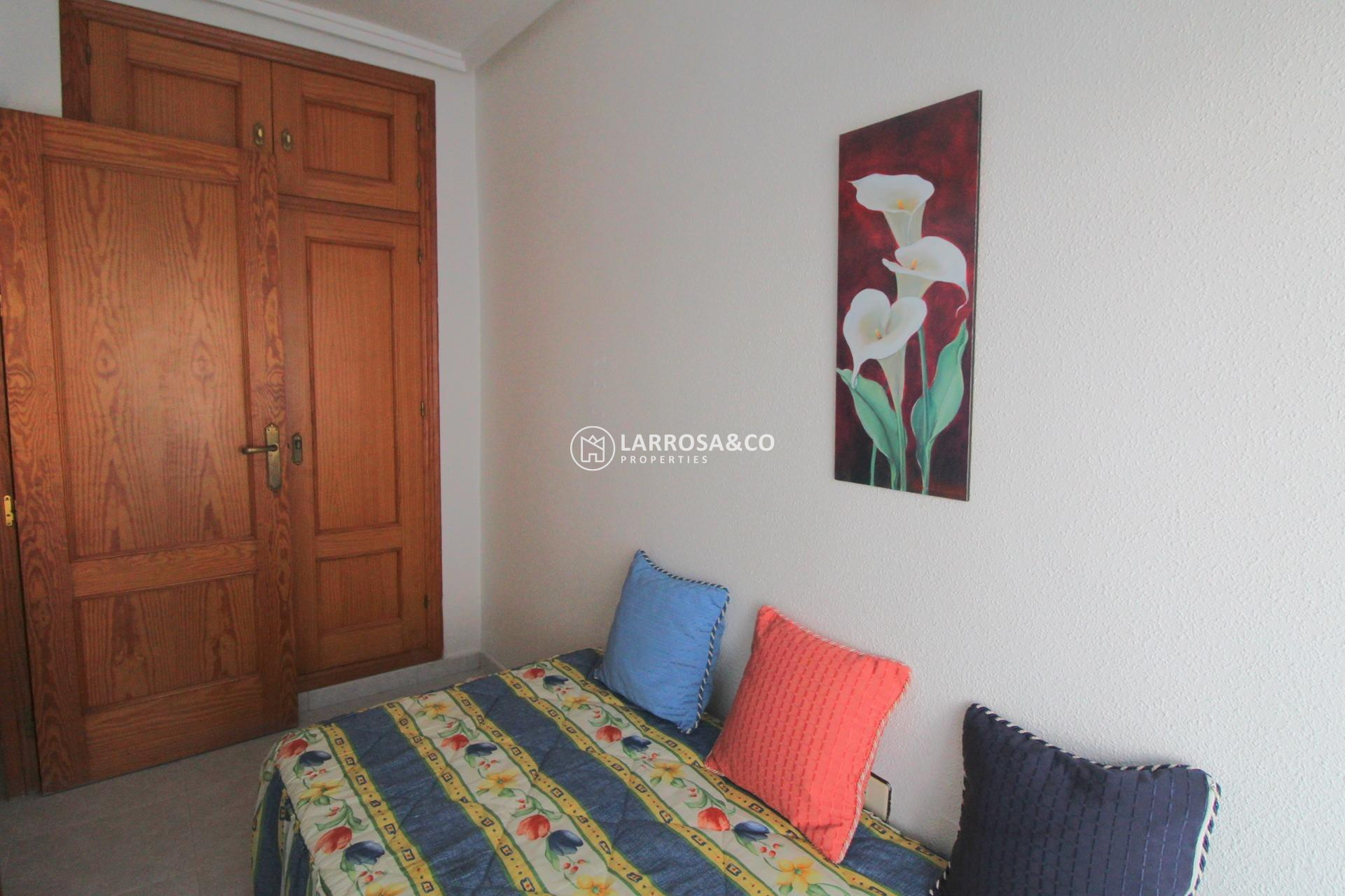 Resale - Apartment - Torrevieja - Habaneras