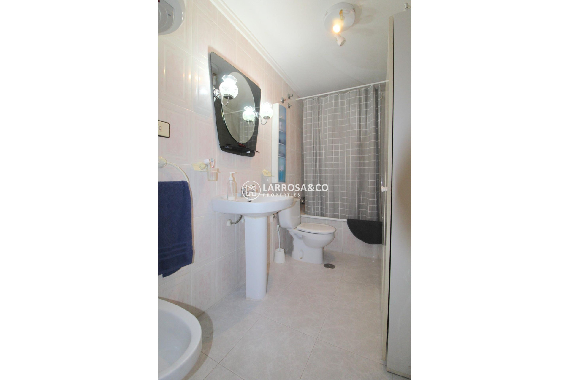 Resale - Apartment - Torrevieja - Habaneras