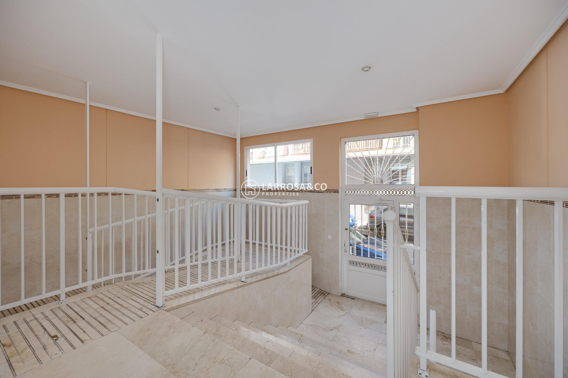 Resale - Apartment - Torrevieja - Habaneras