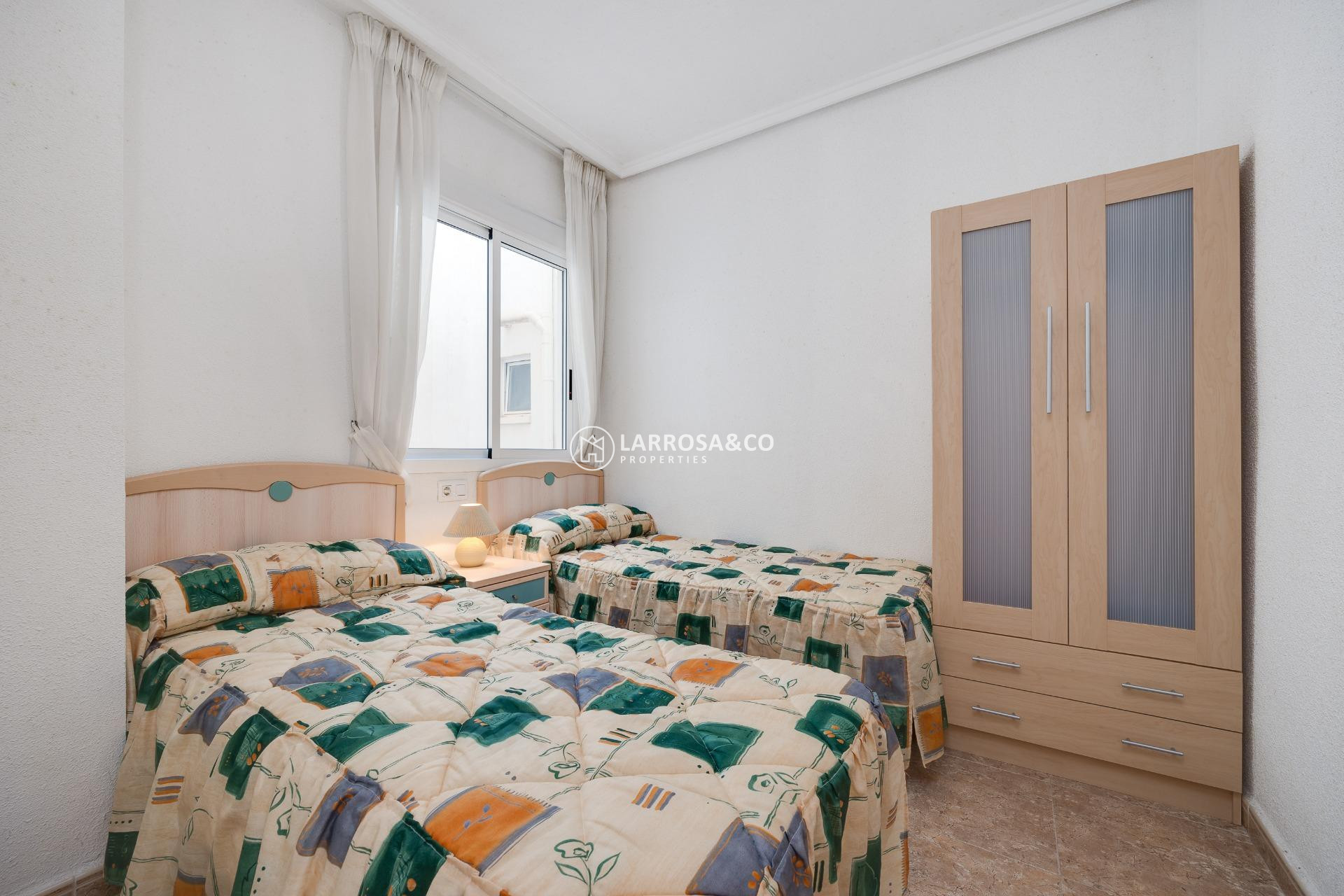 Resale - Apartment - Torrevieja - Habaneras