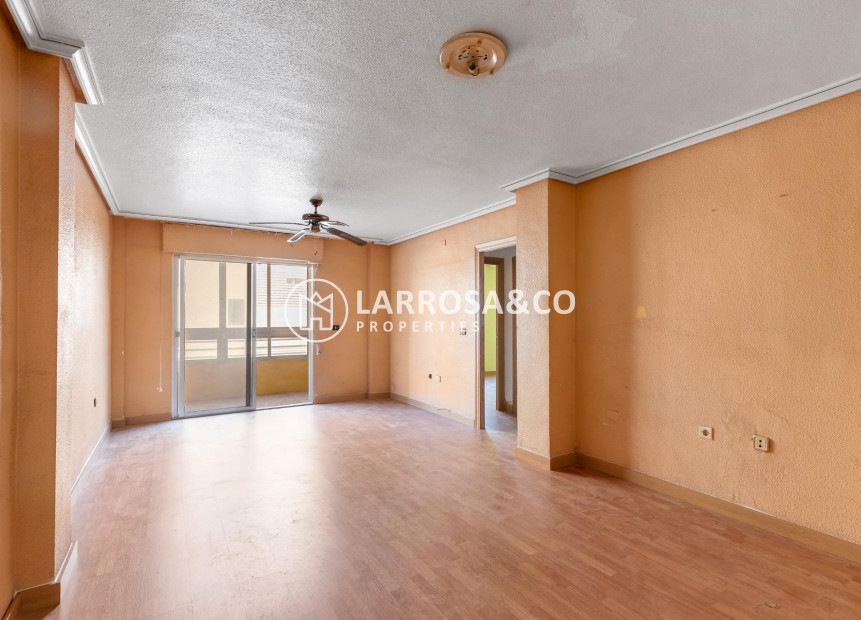 Resale - Apartment - Torrevieja - Habaneras