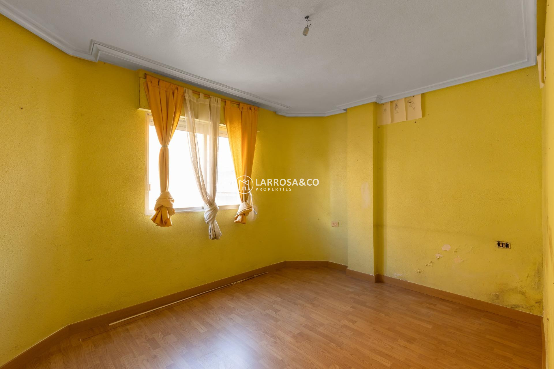 Resale - Apartment - Torrevieja - Habaneras