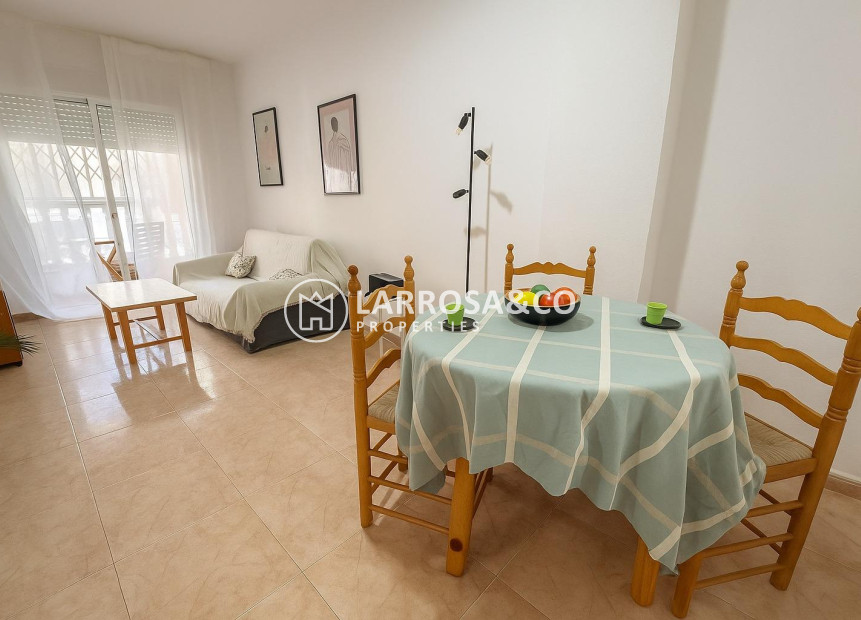 Resale - Apartment - Torrevieja - Habaneras