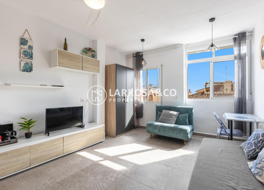 Resale - Apartment - Torrevieja - La Mata