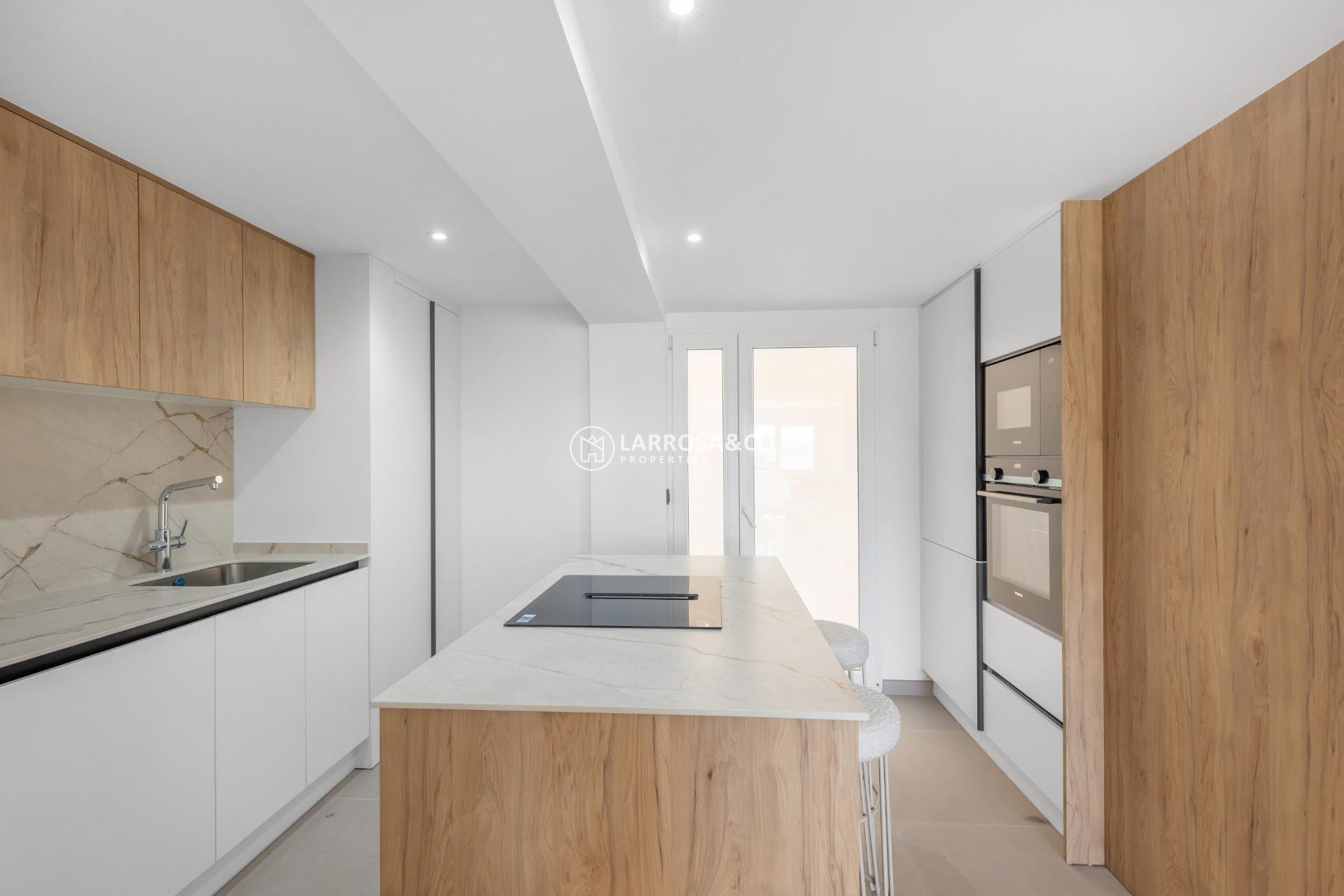 Resale - Apartment - Torrevieja - La Mata