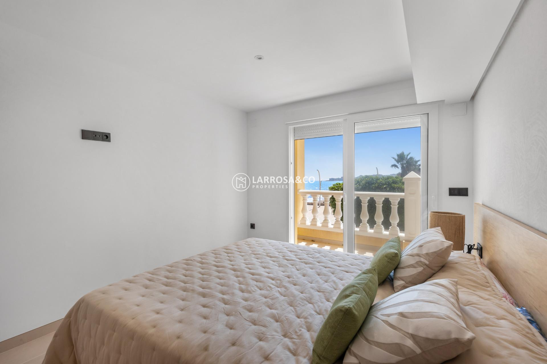 Resale - Apartment - Torrevieja - La Mata