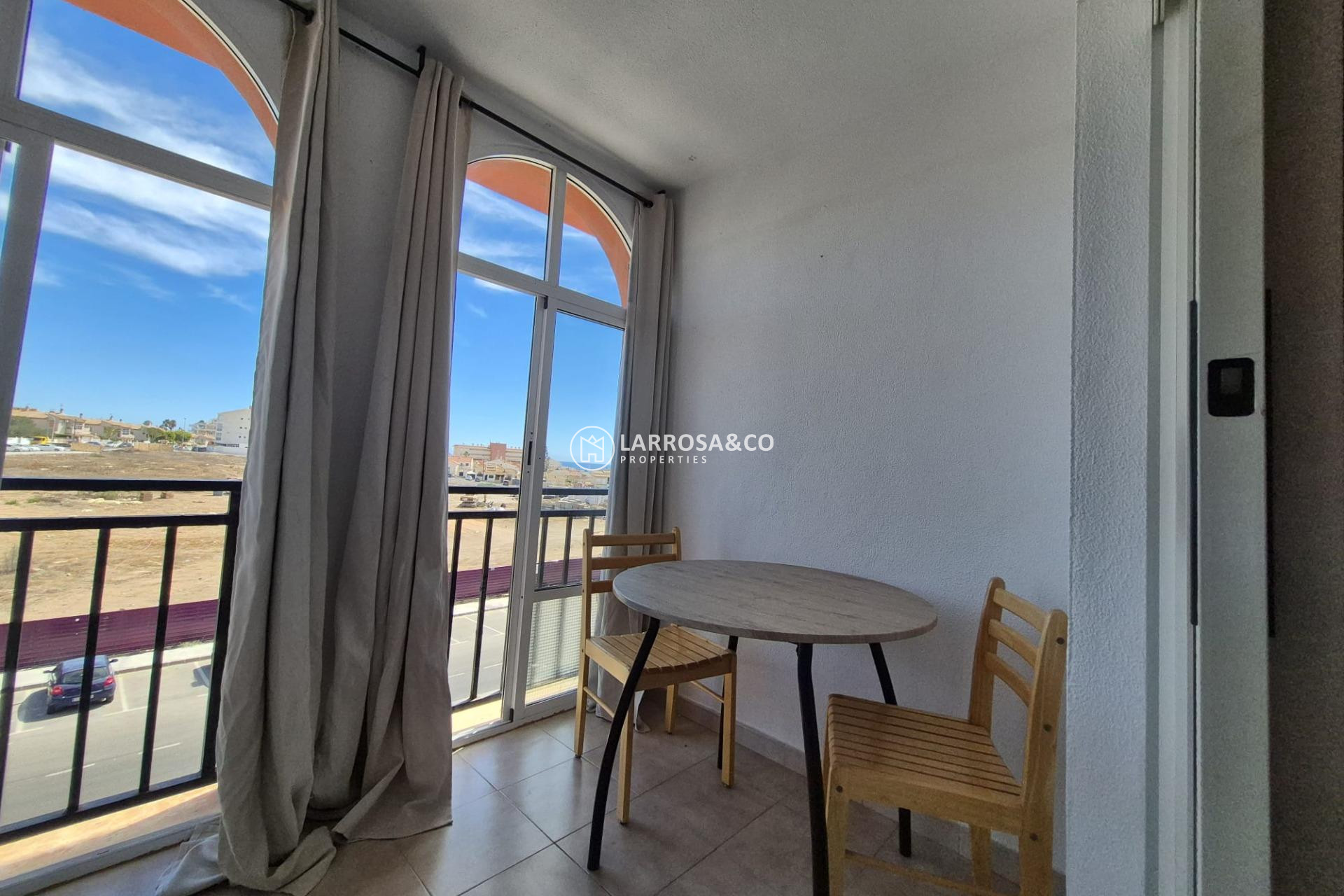 Resale - Apartment - Torrevieja - La Mata