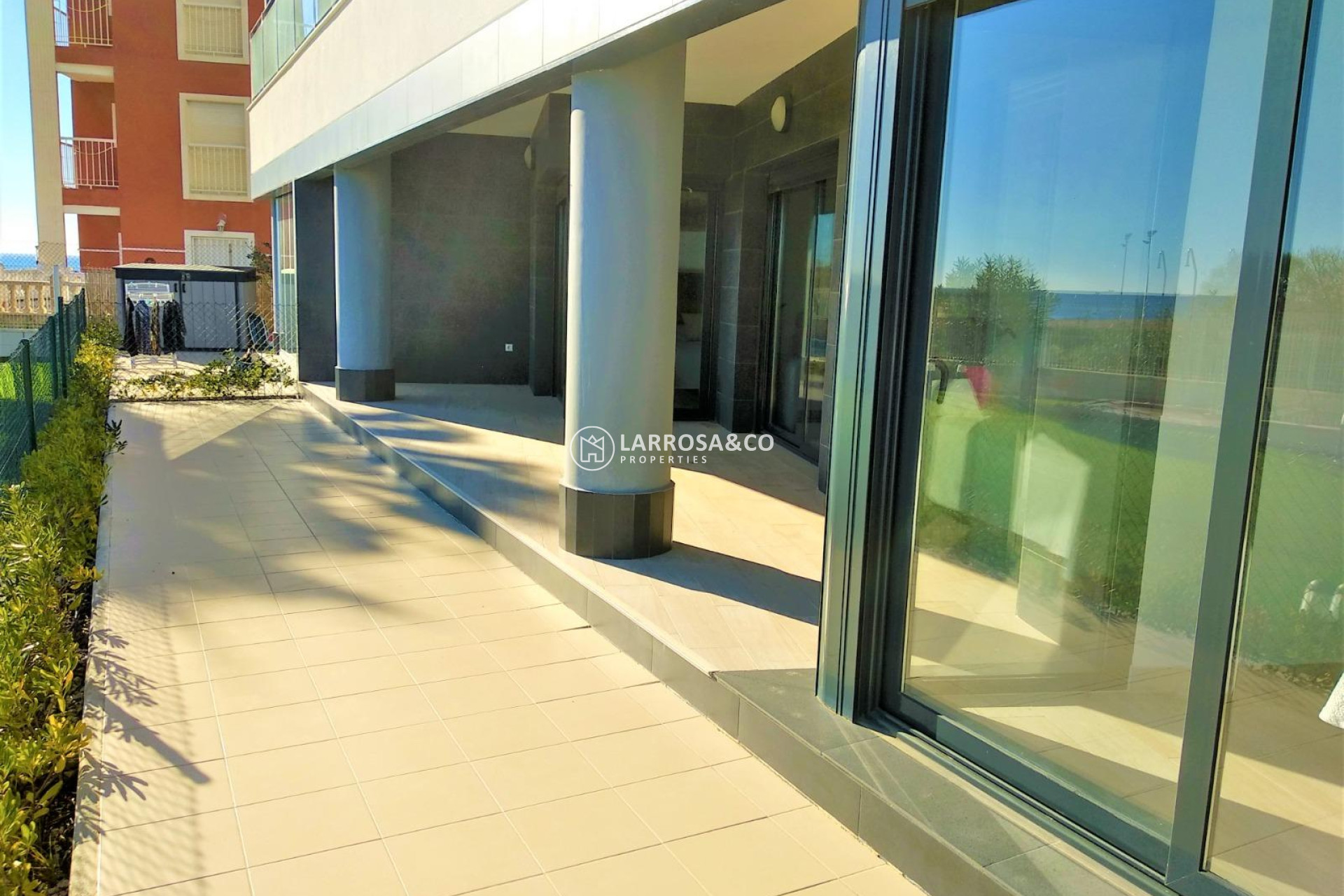 Resale - Apartment - Torrevieja - La Mata