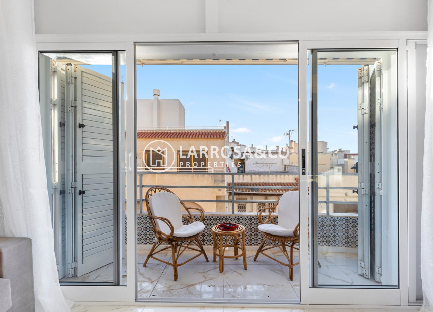 Resale - Apartment - Torrevieja - La Mata