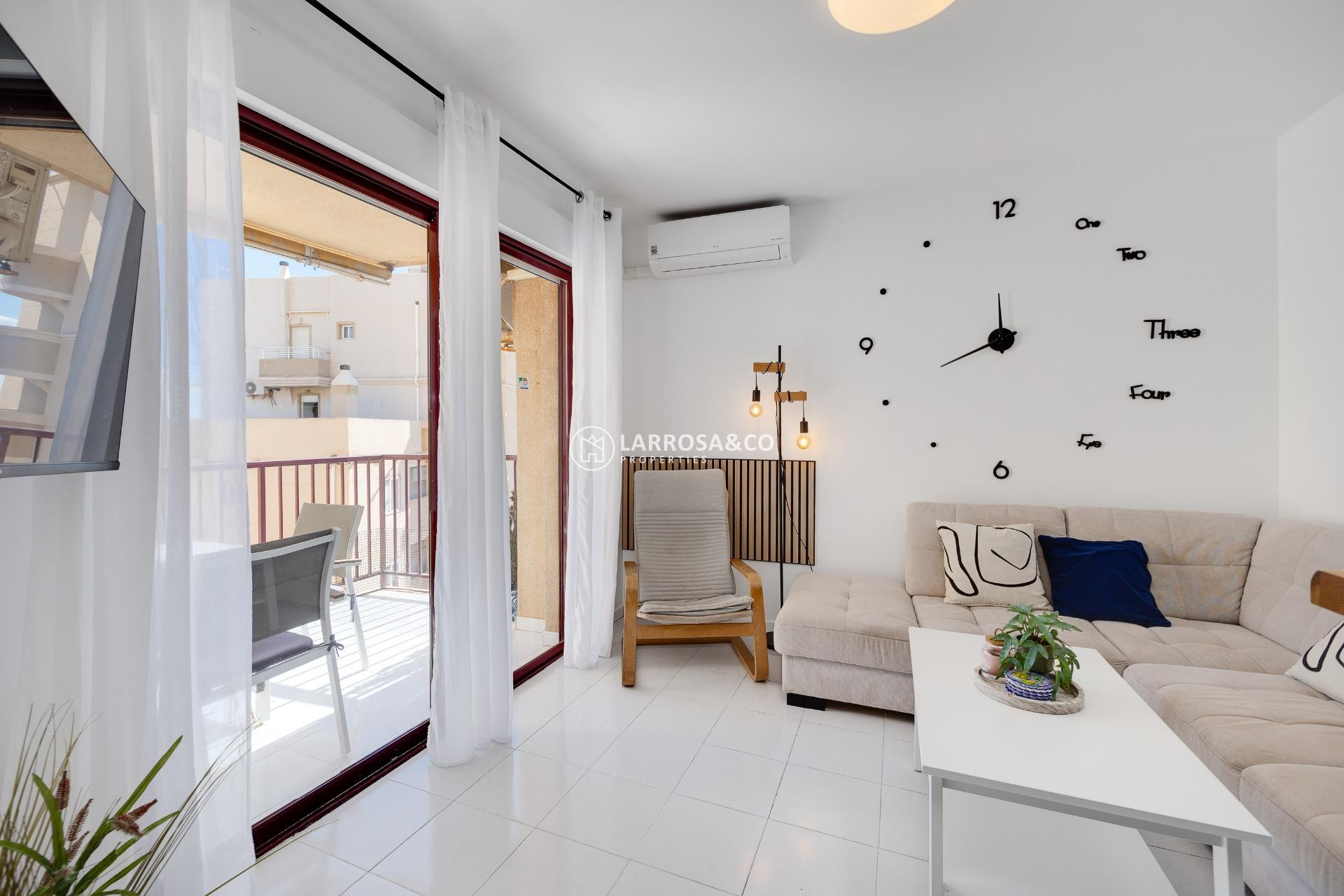 Resale - Apartment - Torrevieja - La Mata