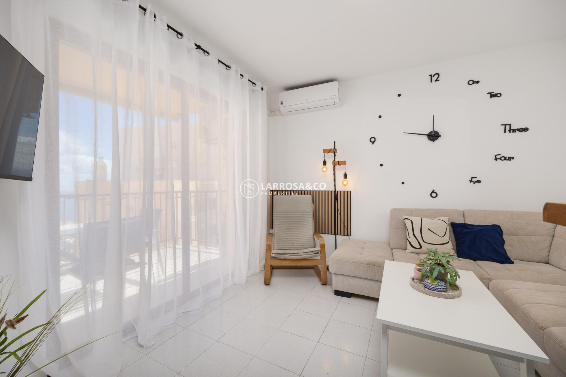 Resale - Apartment - Torrevieja - La Mata