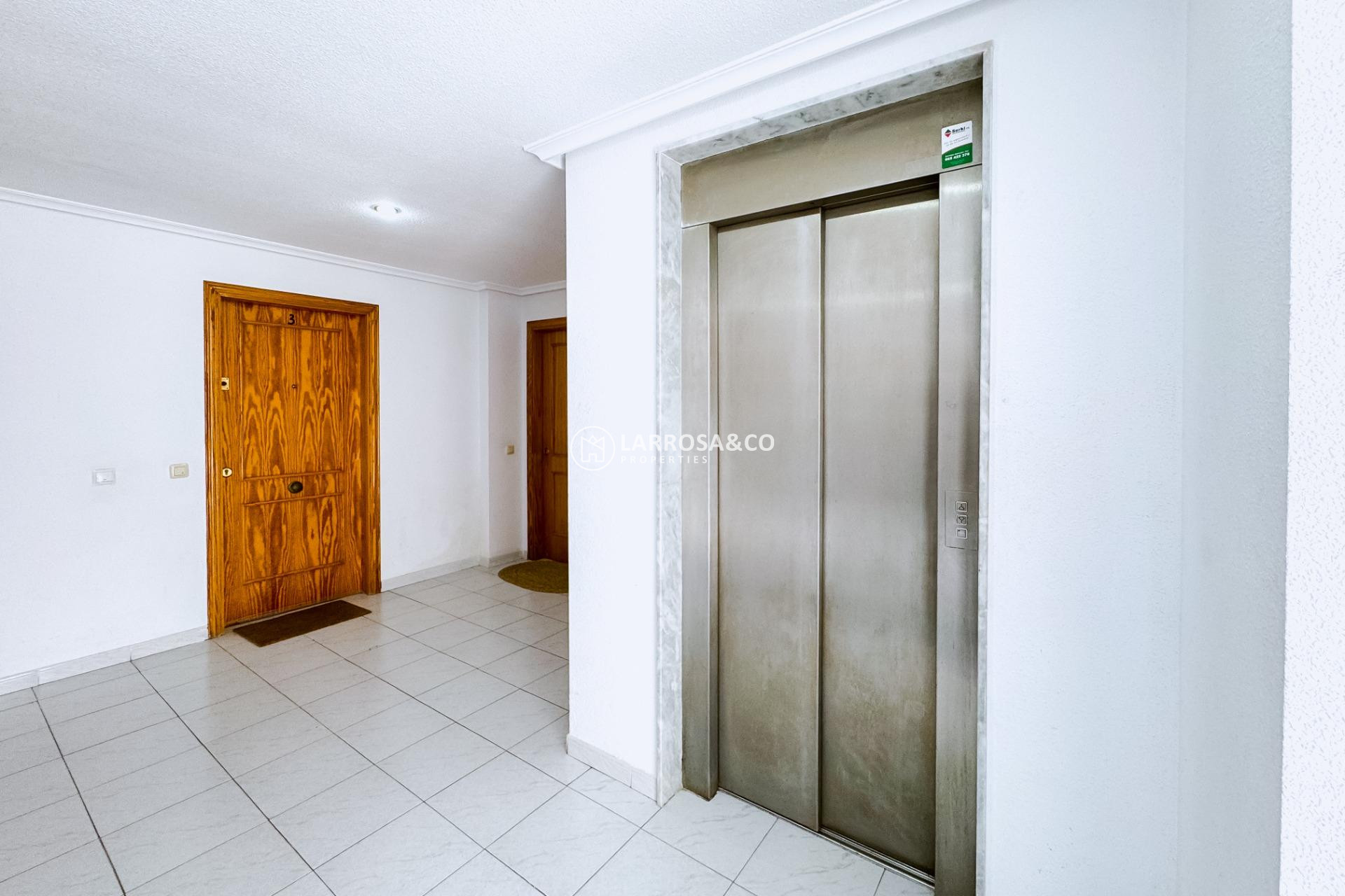 Resale - Apartment - Torrevieja - La Mata