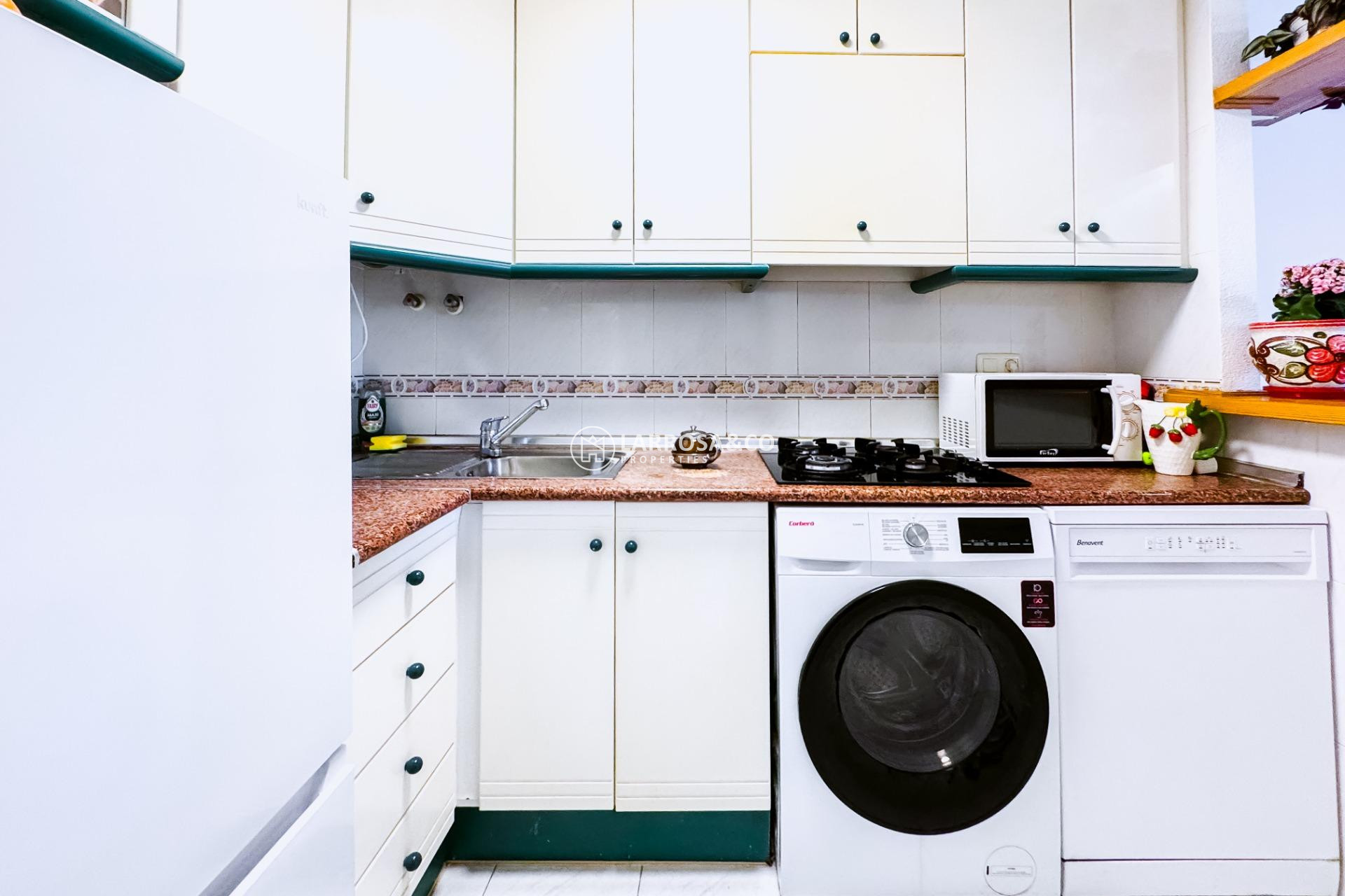 Resale - Apartment - Torrevieja - La Mata