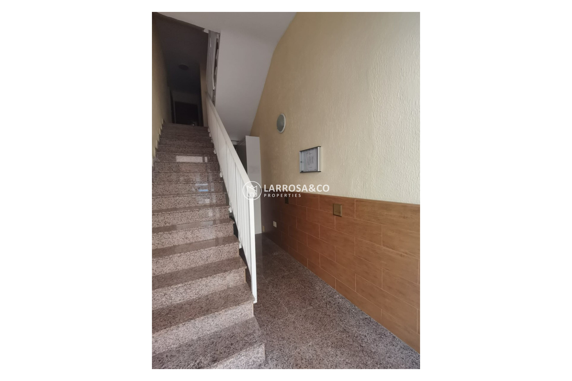 Resale - Apartment - Torrevieja - La Mata