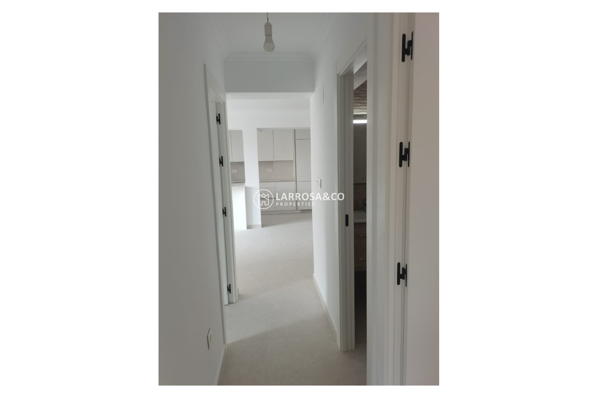 Resale - Apartment - Torrevieja - La Mata