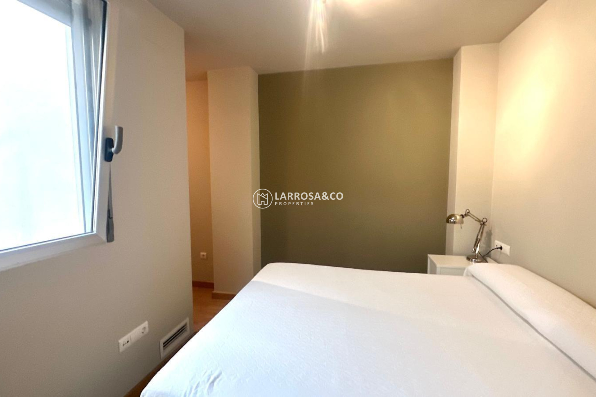 Resale - Apartment - Torrevieja - La Mata