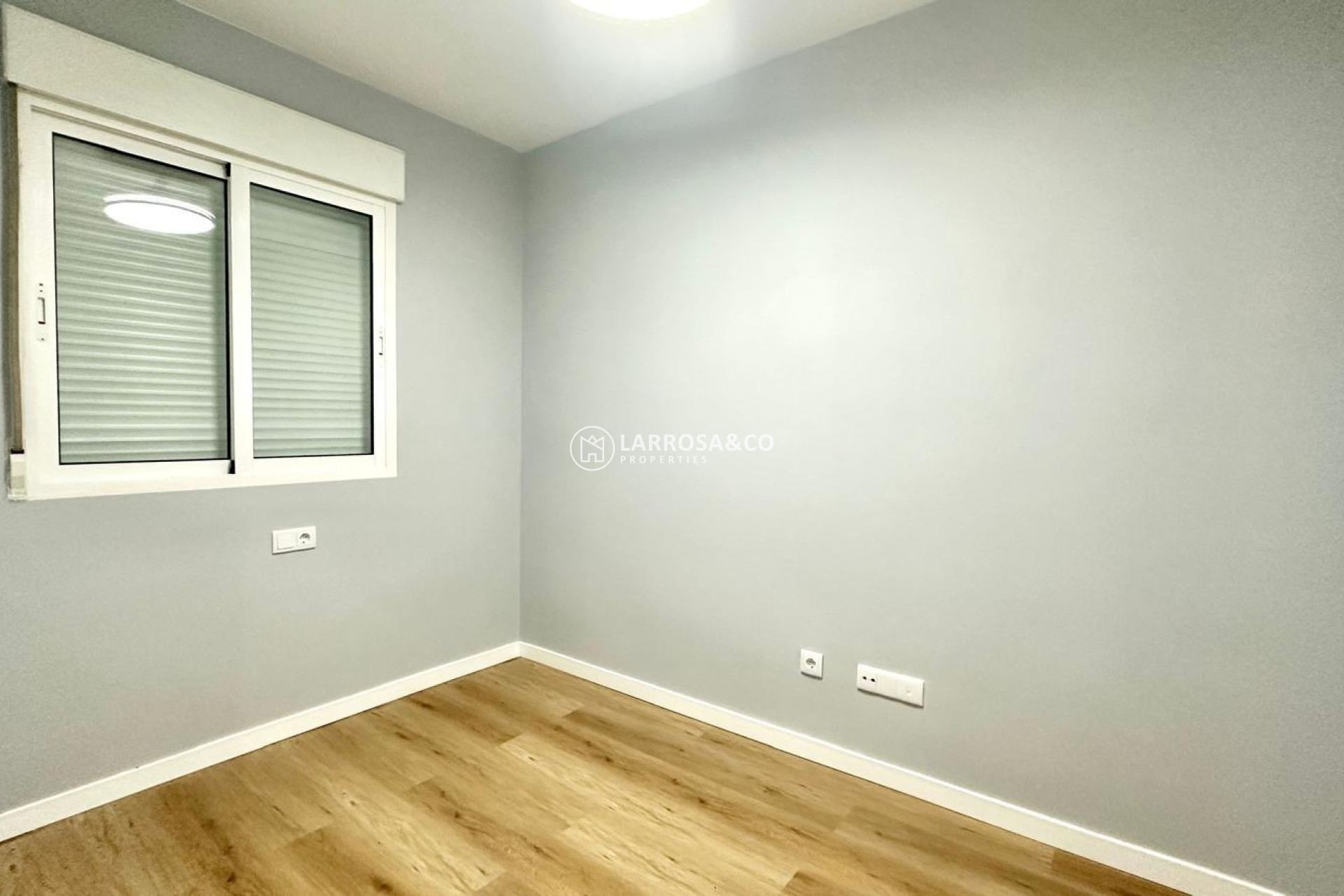 Resale - Apartment - Torrevieja - La Mata