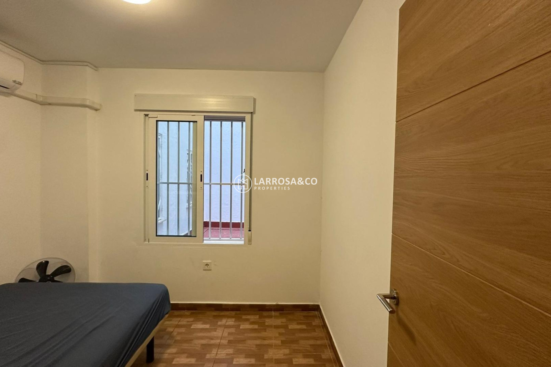 Resale - Apartment - Torrevieja - La Mata