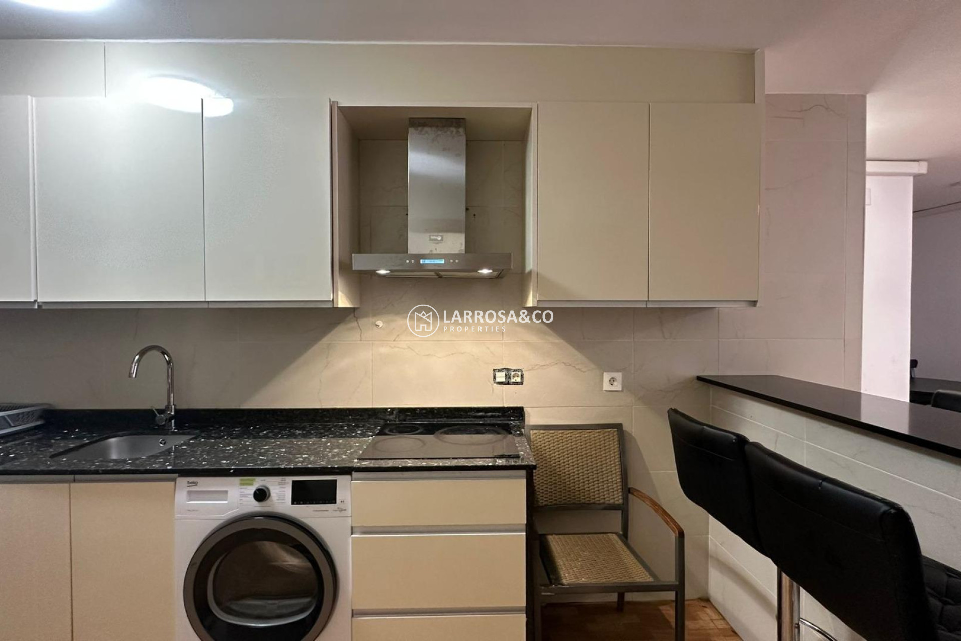 Resale - Apartment - Torrevieja - La Mata