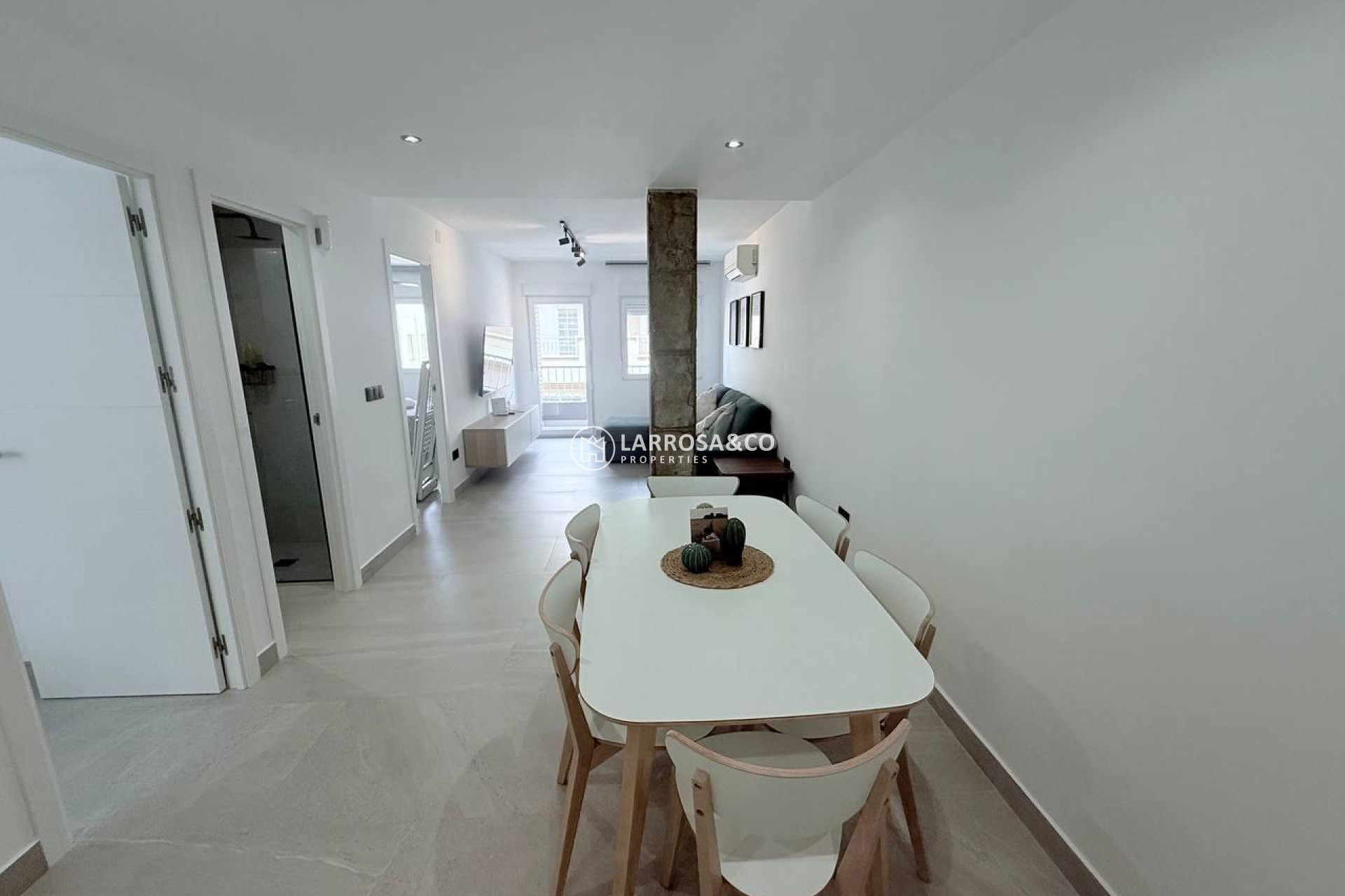 Resale - Apartment - Torrevieja - La Mata