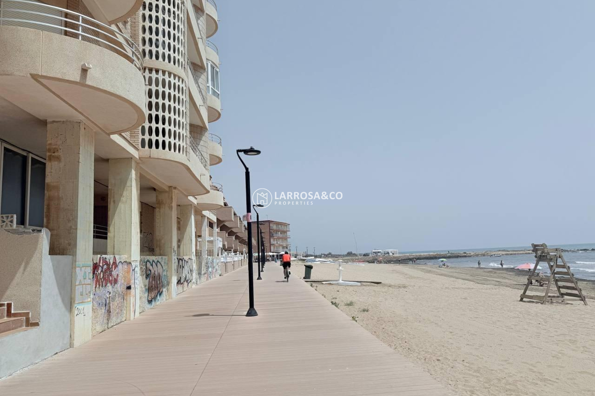 Resale - Apartment - Torrevieja - La Mata