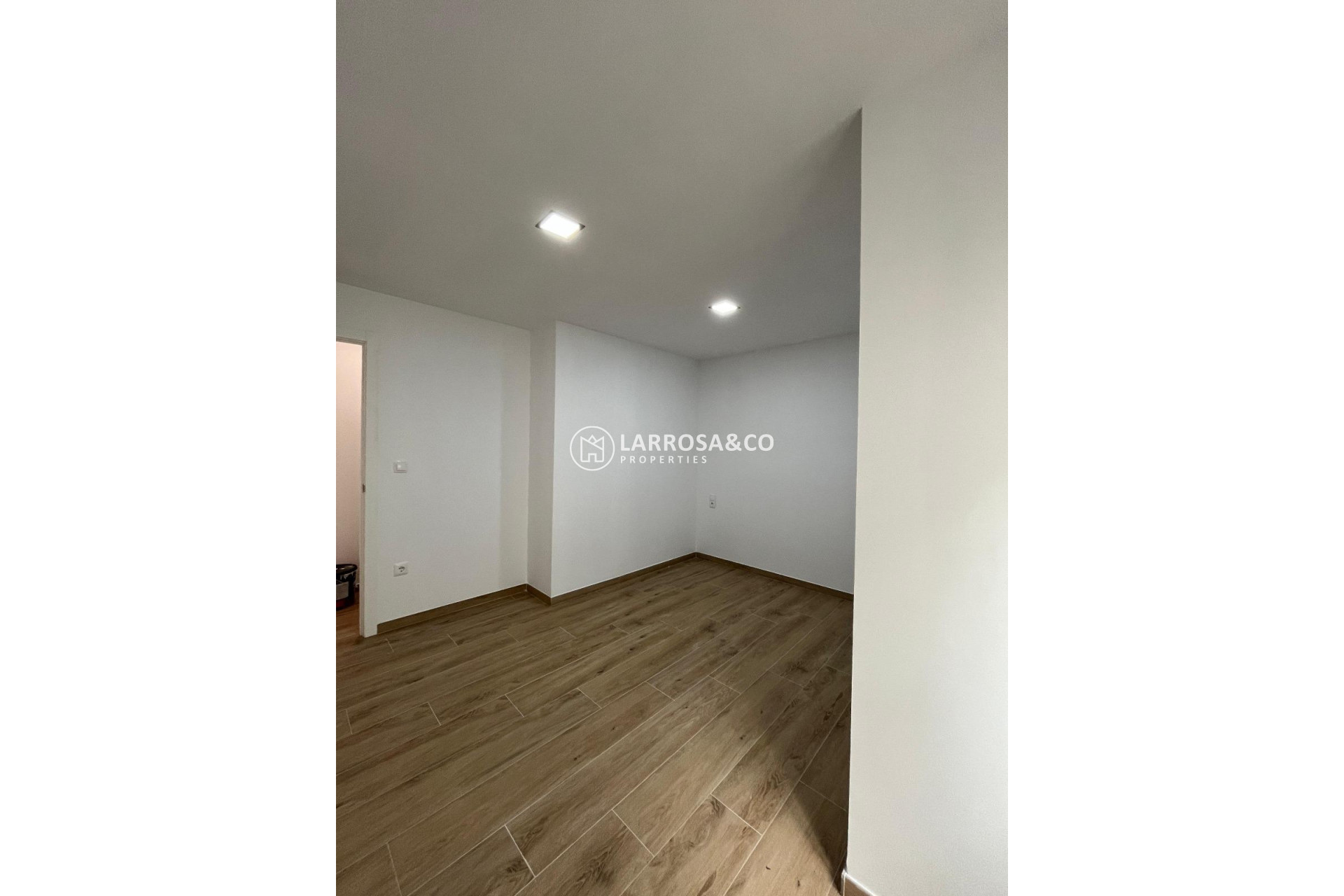 Resale - Apartment - Torrevieja - La Mata