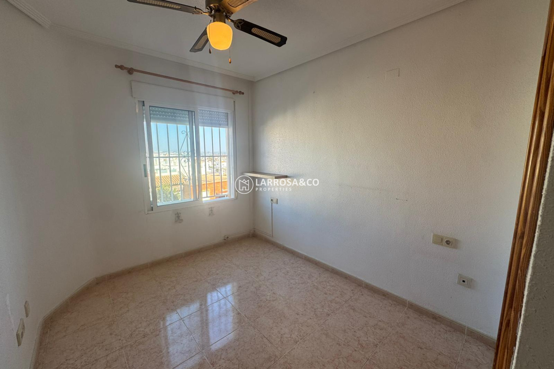 Resale - Apartment - Torrevieja - La Mata