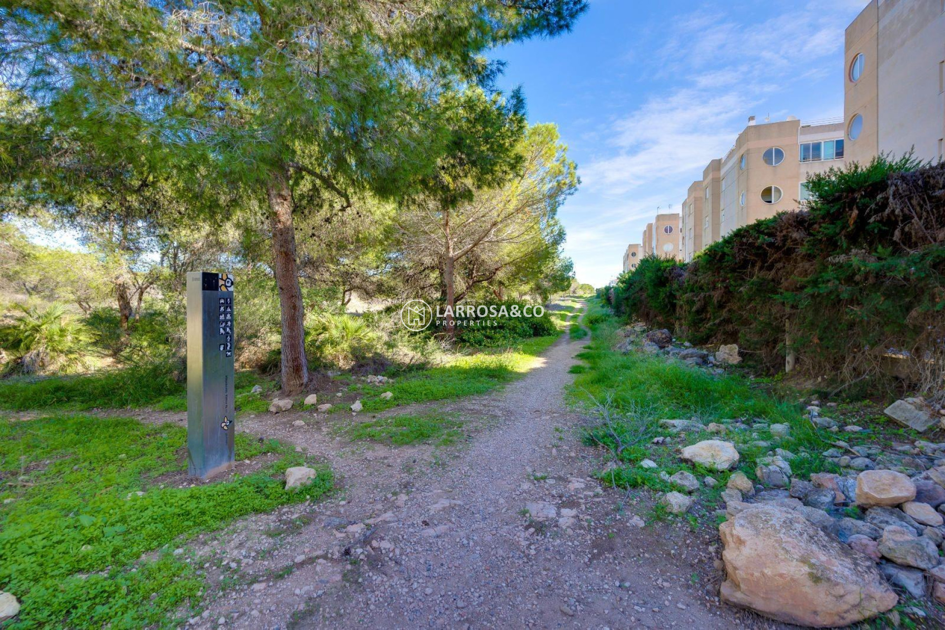 Resale - Apartment - Torrevieja - La Siesta - El Salado - Torreta