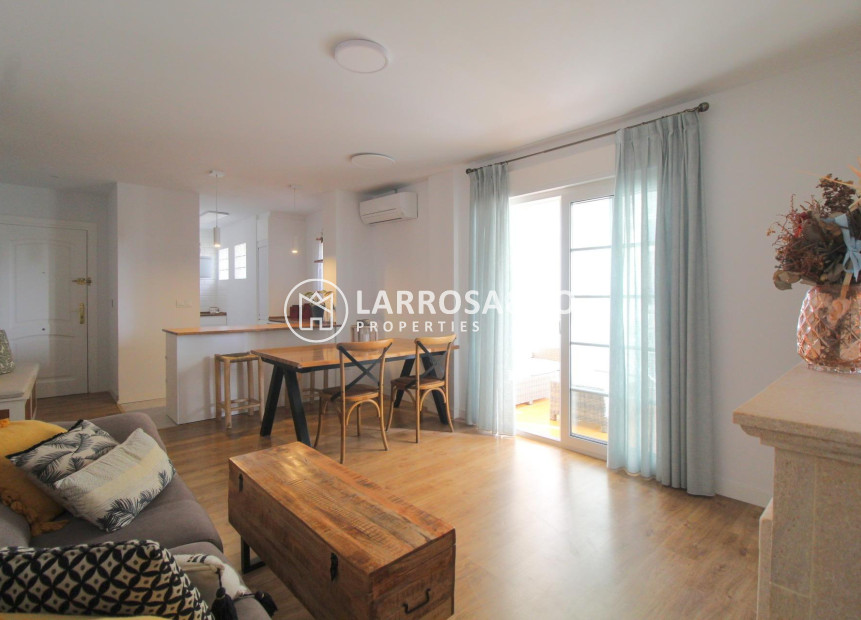 Resale - Apartment - Torrevieja - La veleta