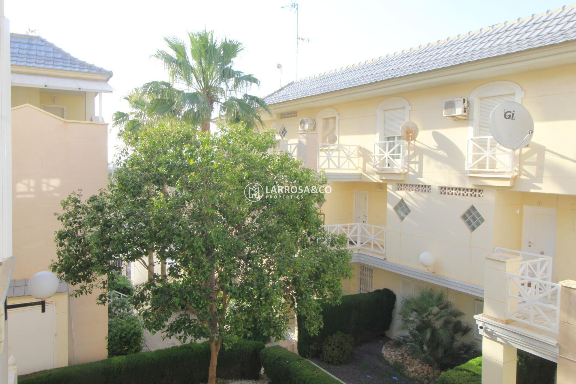 Resale - Apartment - Torrevieja - La veleta