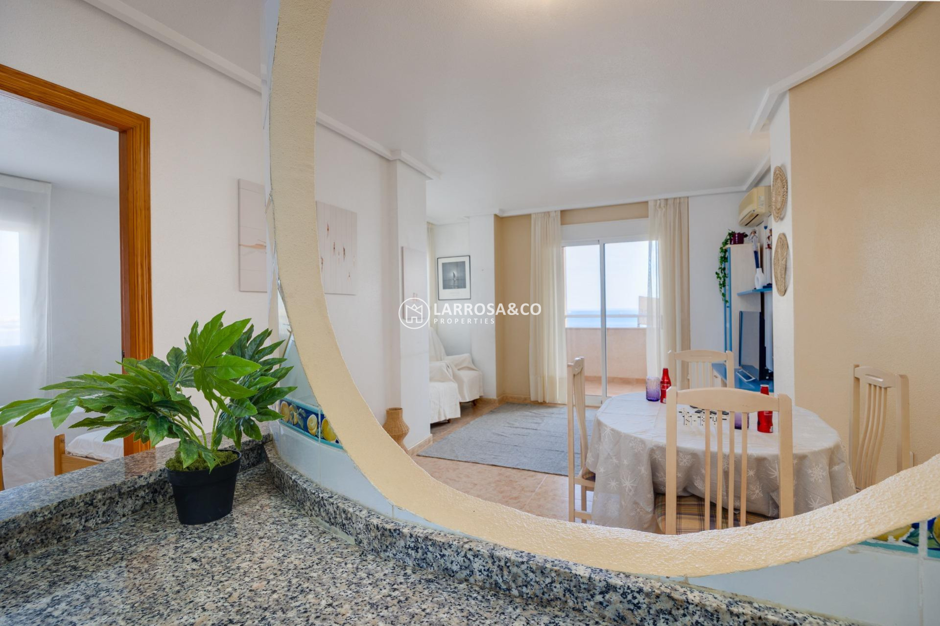 Resale - Apartment - Torrevieja - La veleta