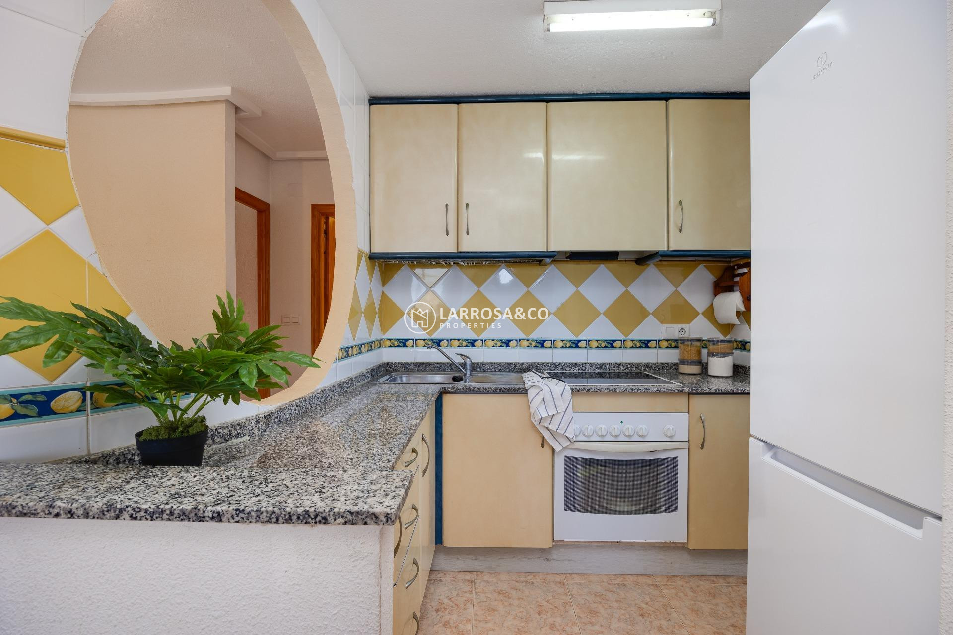 Resale - Apartment - Torrevieja - La veleta