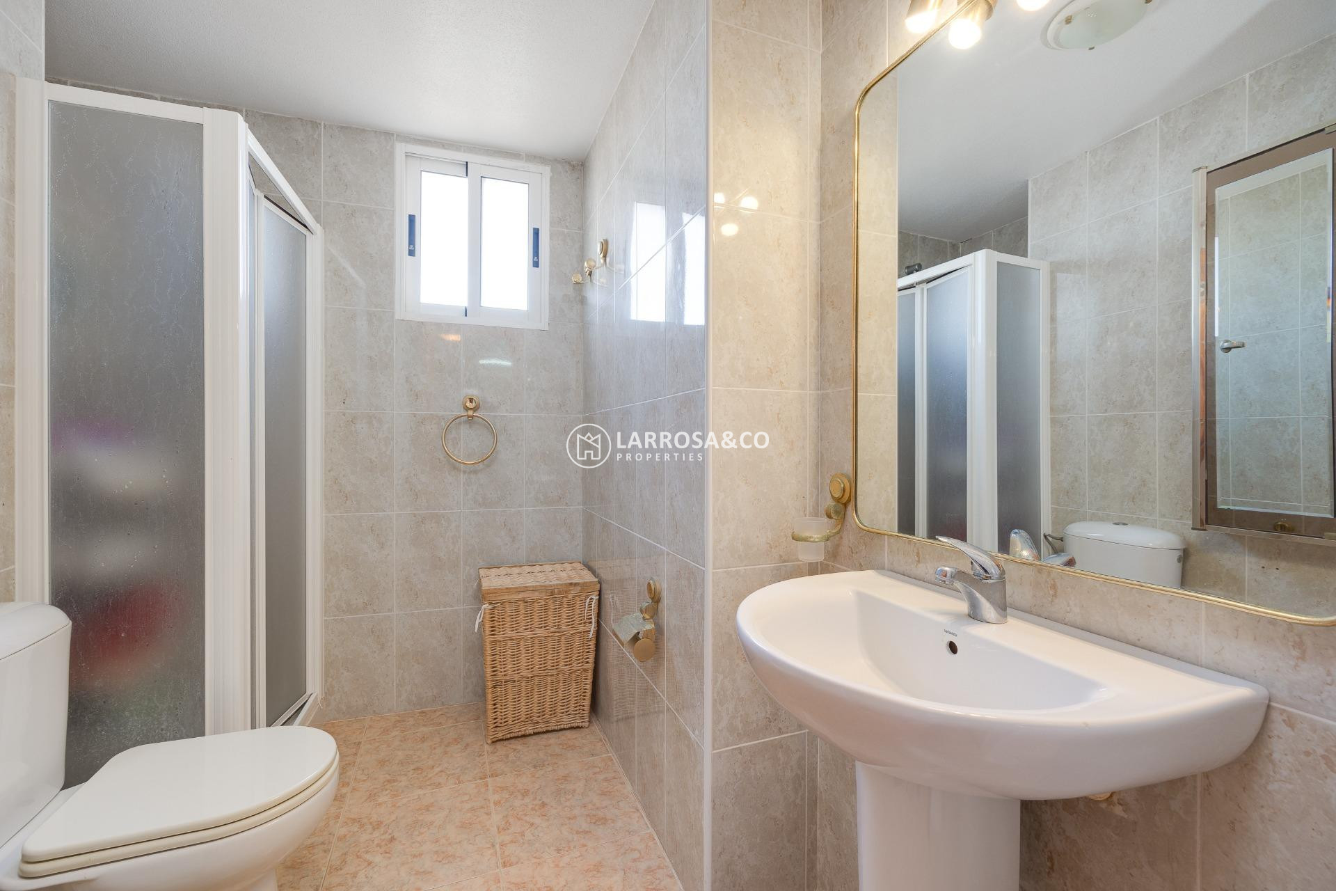 Resale - Apartment - Torrevieja - La veleta