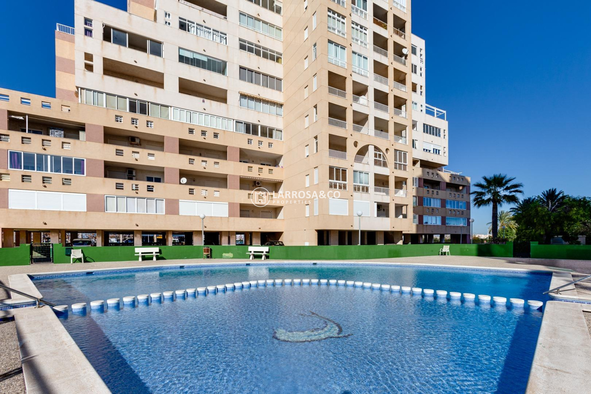 Resale - Apartment - Torrevieja - La veleta