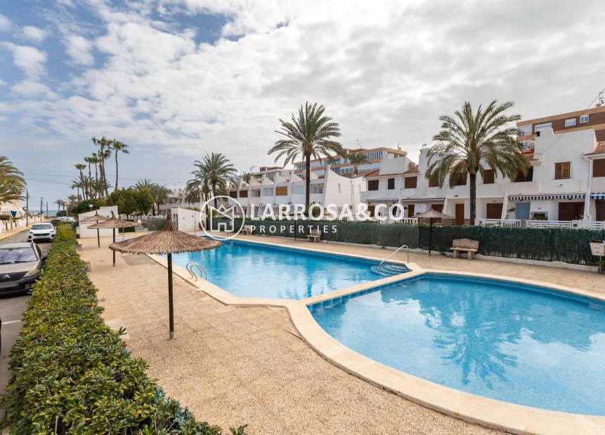 Resale - Apartment - Torrevieja - La veleta
