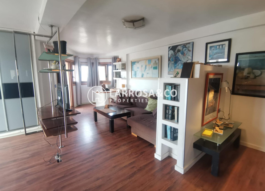 Resale - Apartment - Torrevieja - La veleta