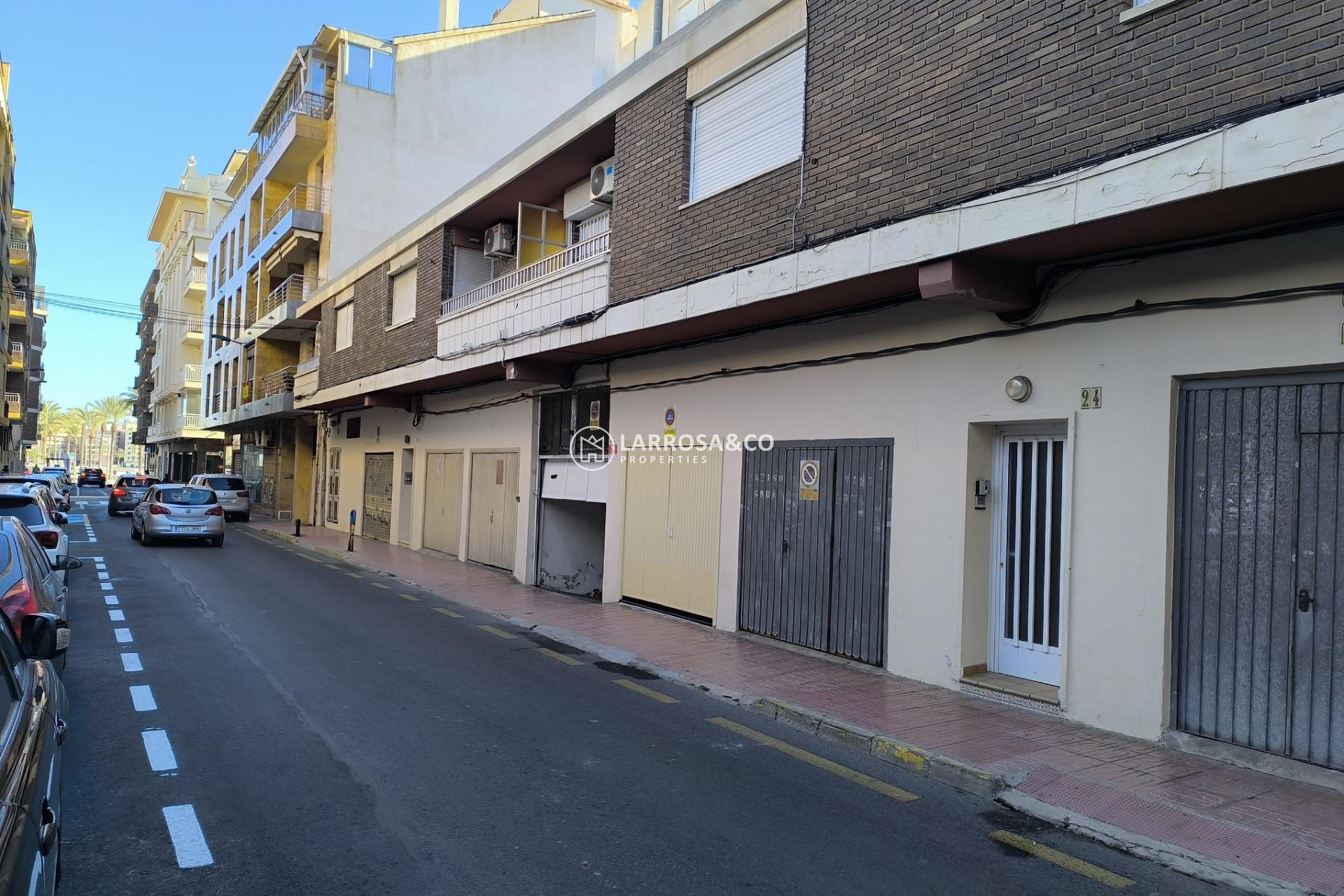 Resale - Apartment - Torrevieja - Las Piscinas Naturales