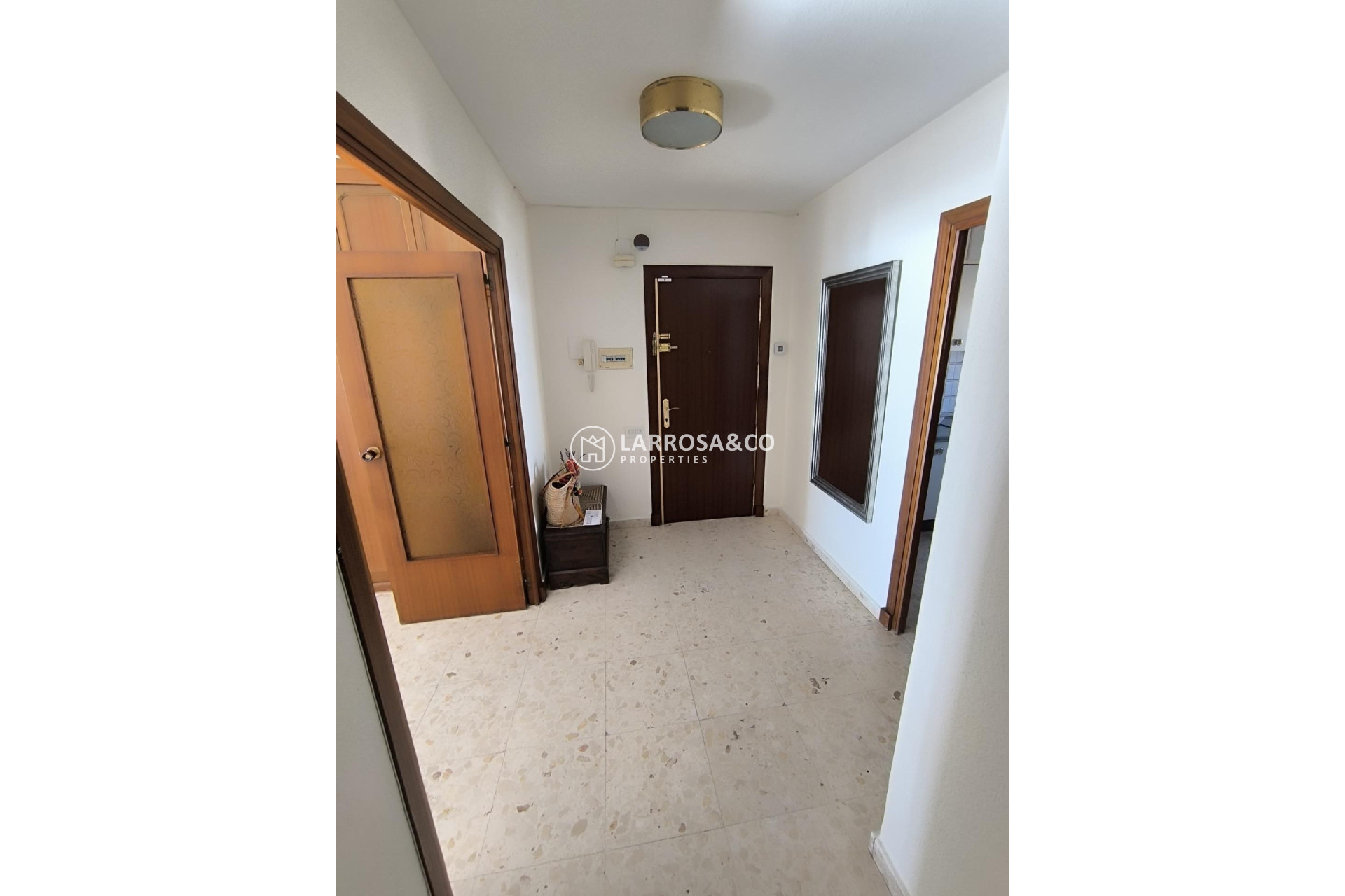 Resale - Apartment - Torrevieja - Las Piscinas Naturales