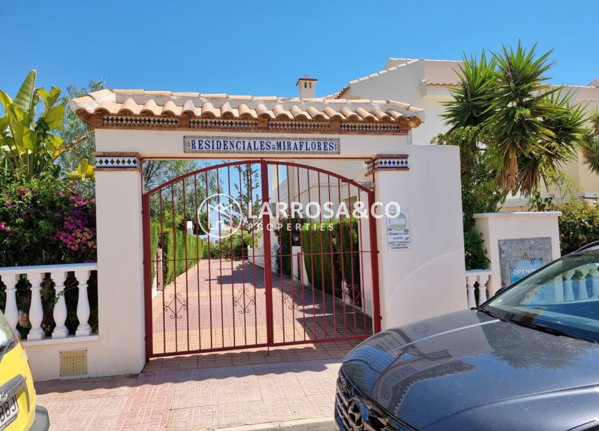 Resale - Apartment - Torrevieja - Los Balcones - Los Altos del Edén