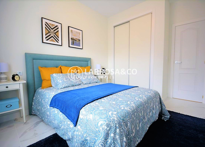 Resale - Apartment - Torrevieja - Los Locos Beach