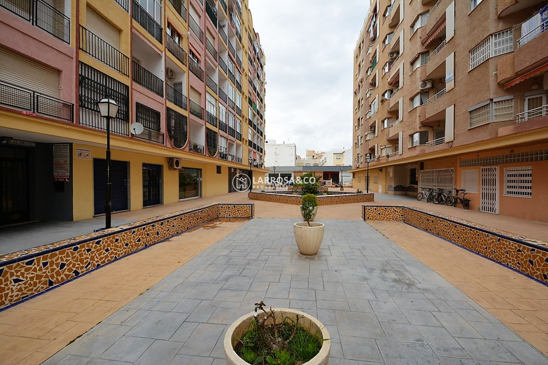 Resale - Apartment - Torrevieja - Los Locos Beach