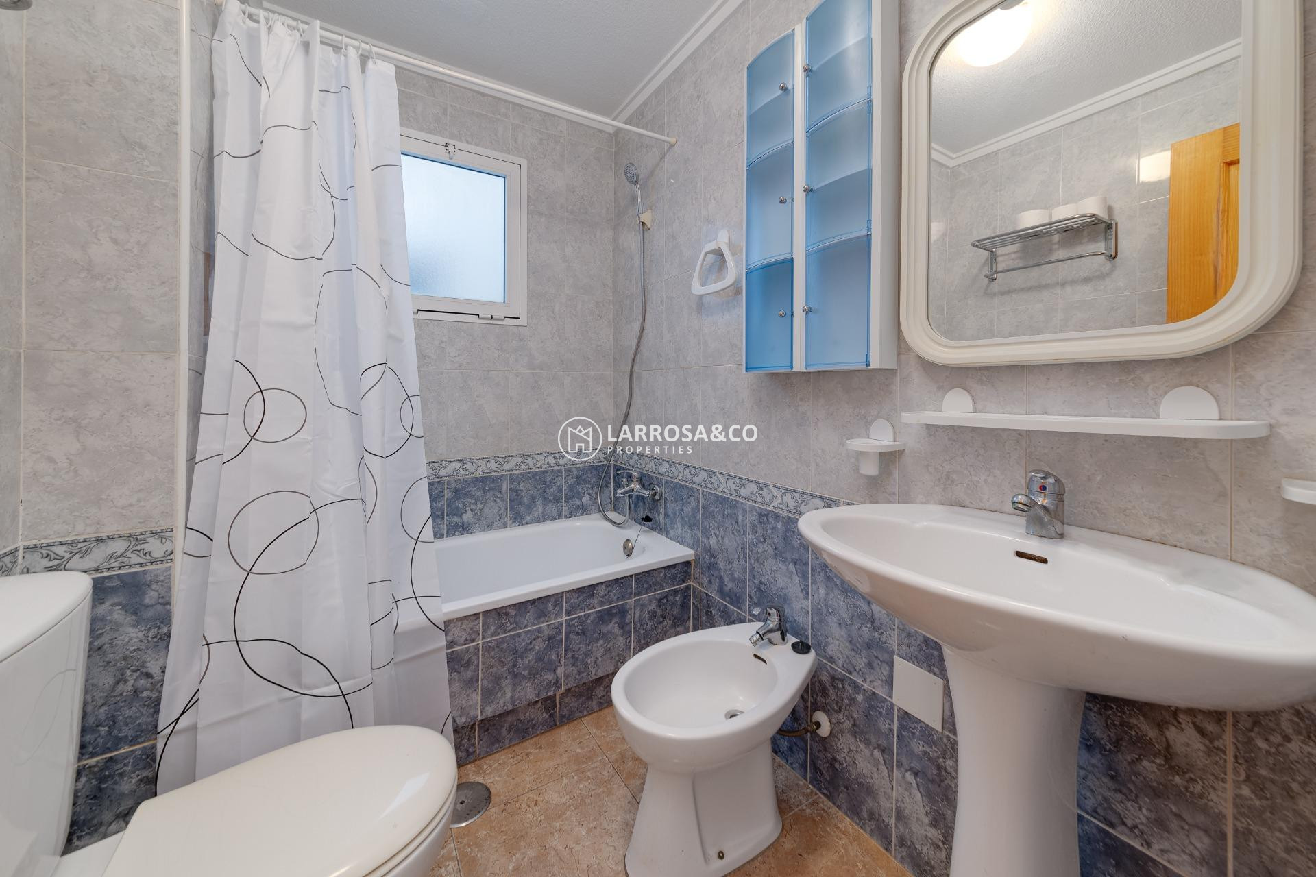 Resale - Apartment - Torrevieja - Los Locos Beach