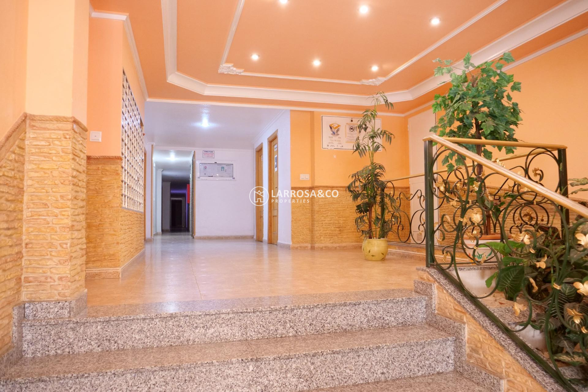 Resale - Apartment - Torrevieja - Los Locos Beach