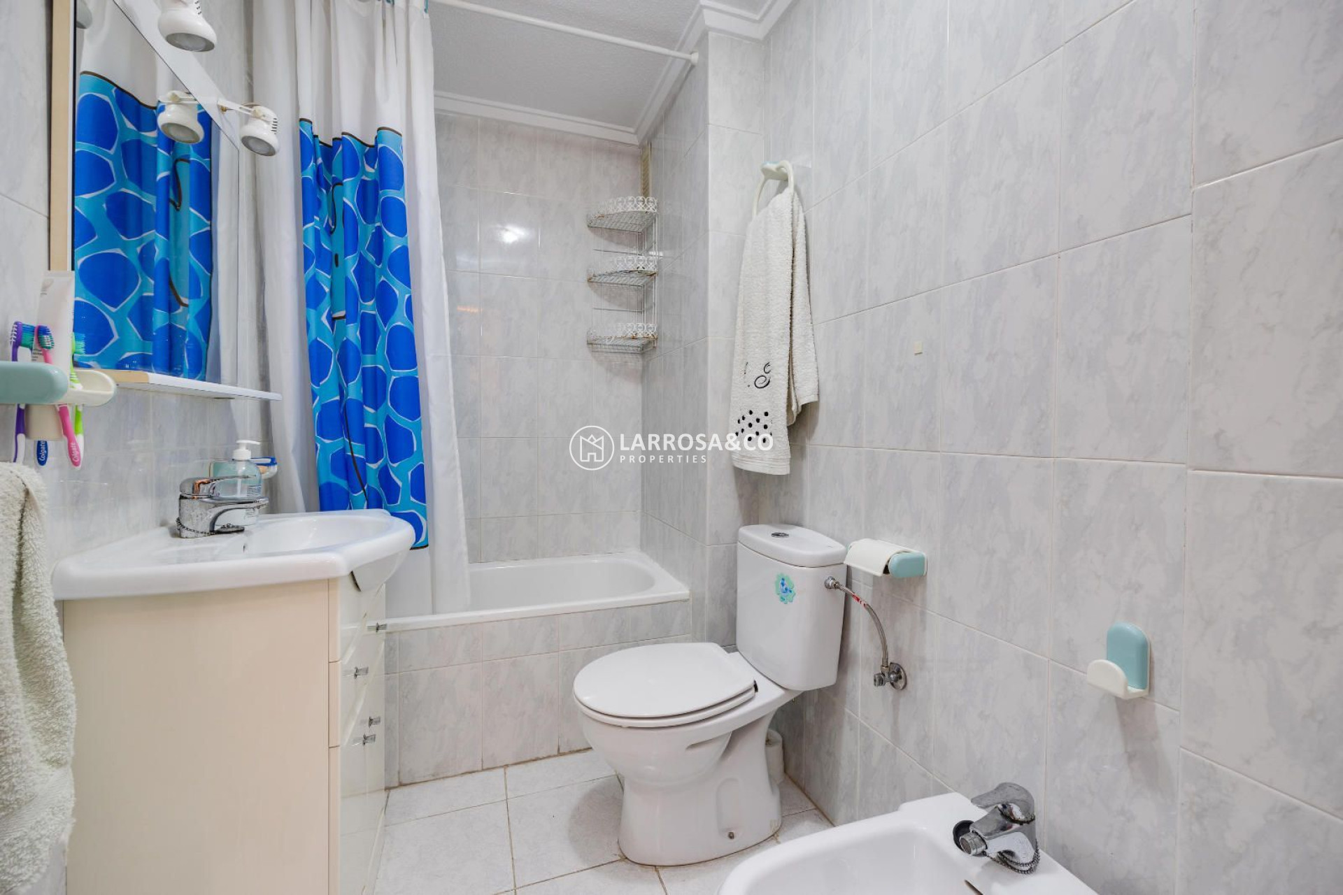 Resale - Apartment - Torrevieja - Los Locos Beach