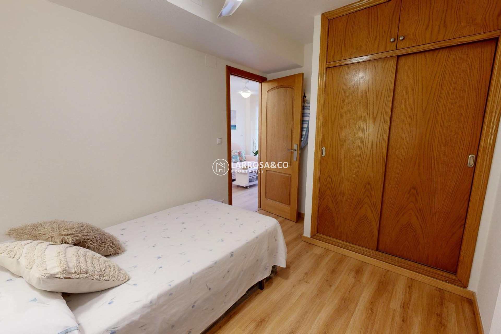 Resale - Apartment - Torrevieja - Los Locos Beach