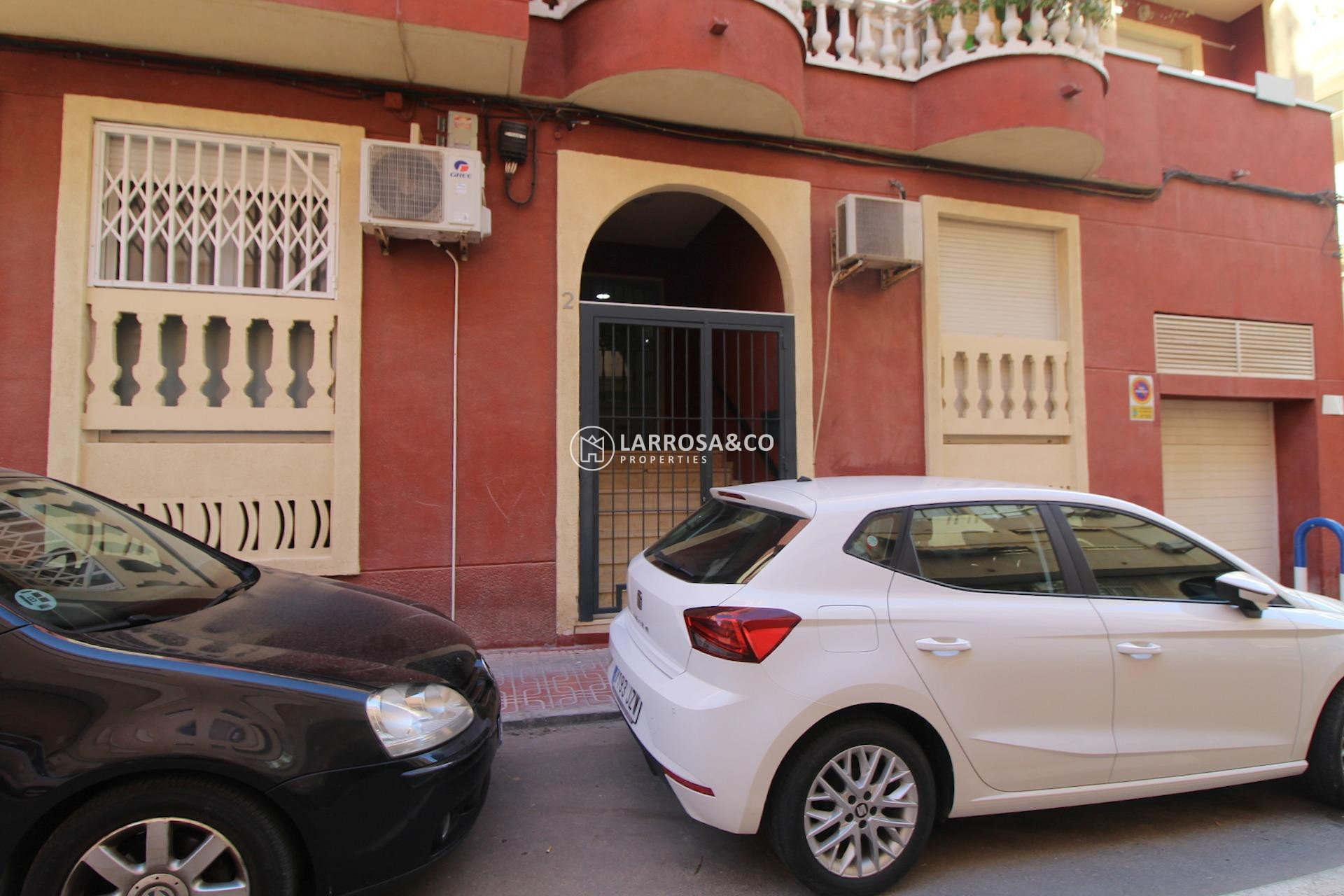 Resale - Apartment - Torrevieja - Los Locos Beach