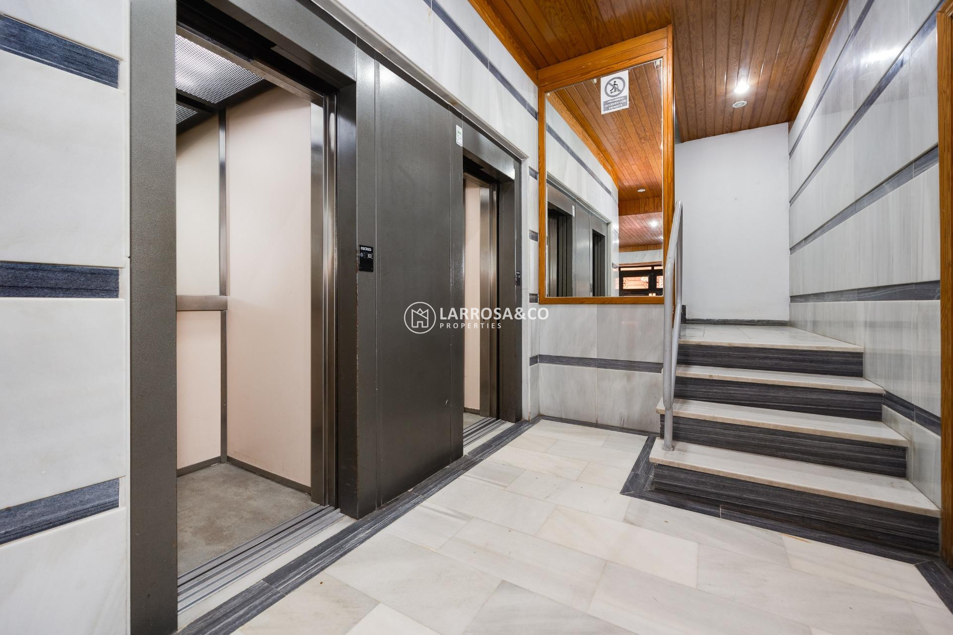 Resale - Apartment - Torrevieja - Los Locos Beach