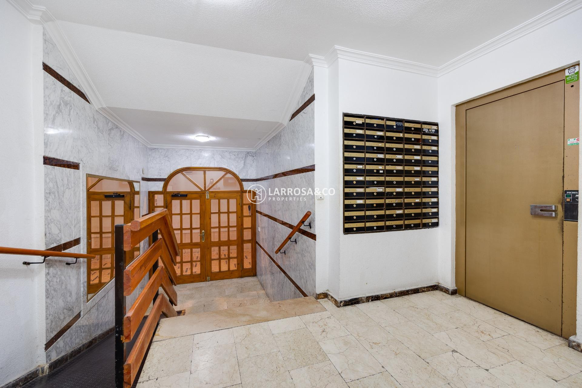 Resale - Apartment - Torrevieja - Los Locos Beach