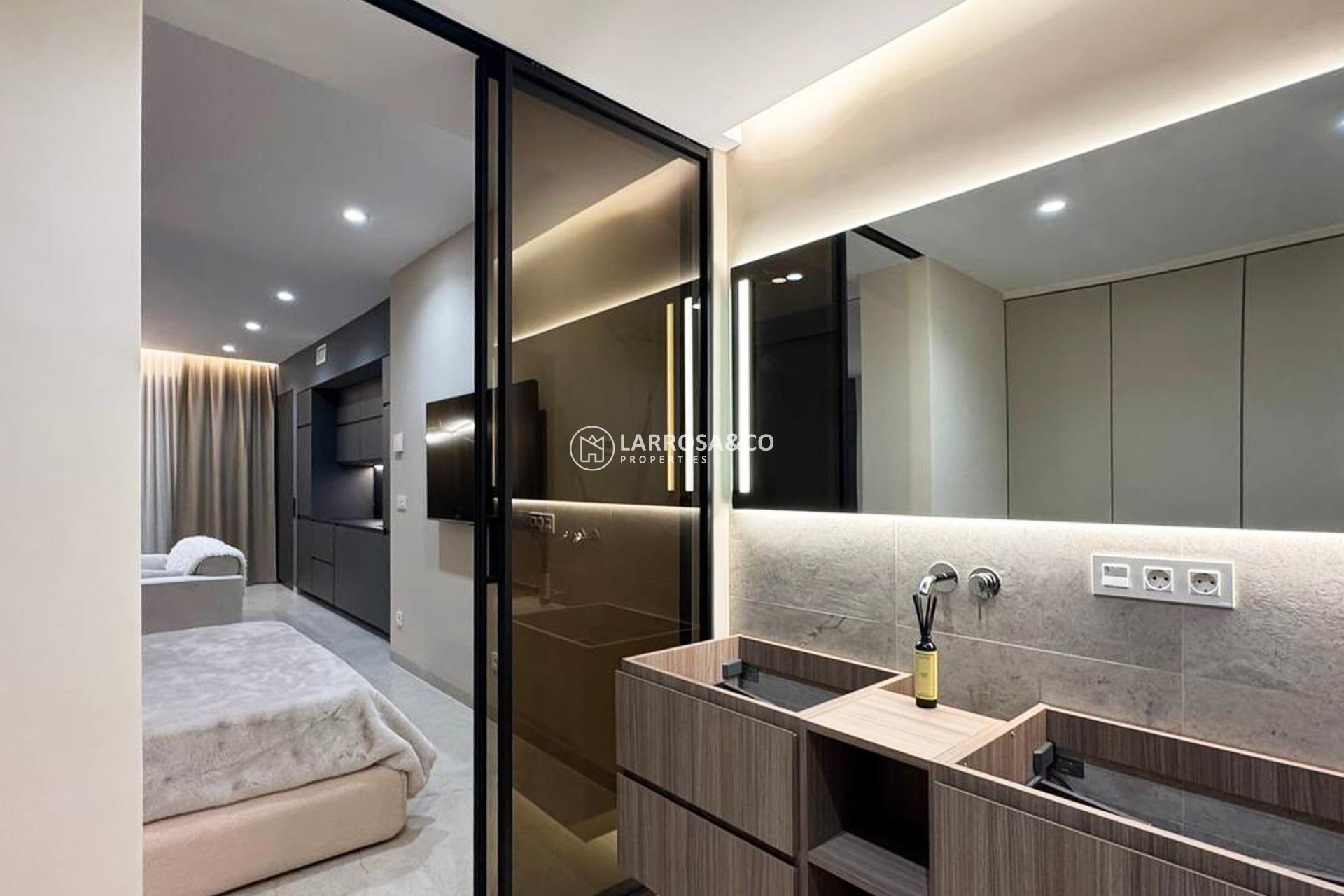 Resale - Apartment - Torrevieja - Los Locos Beach