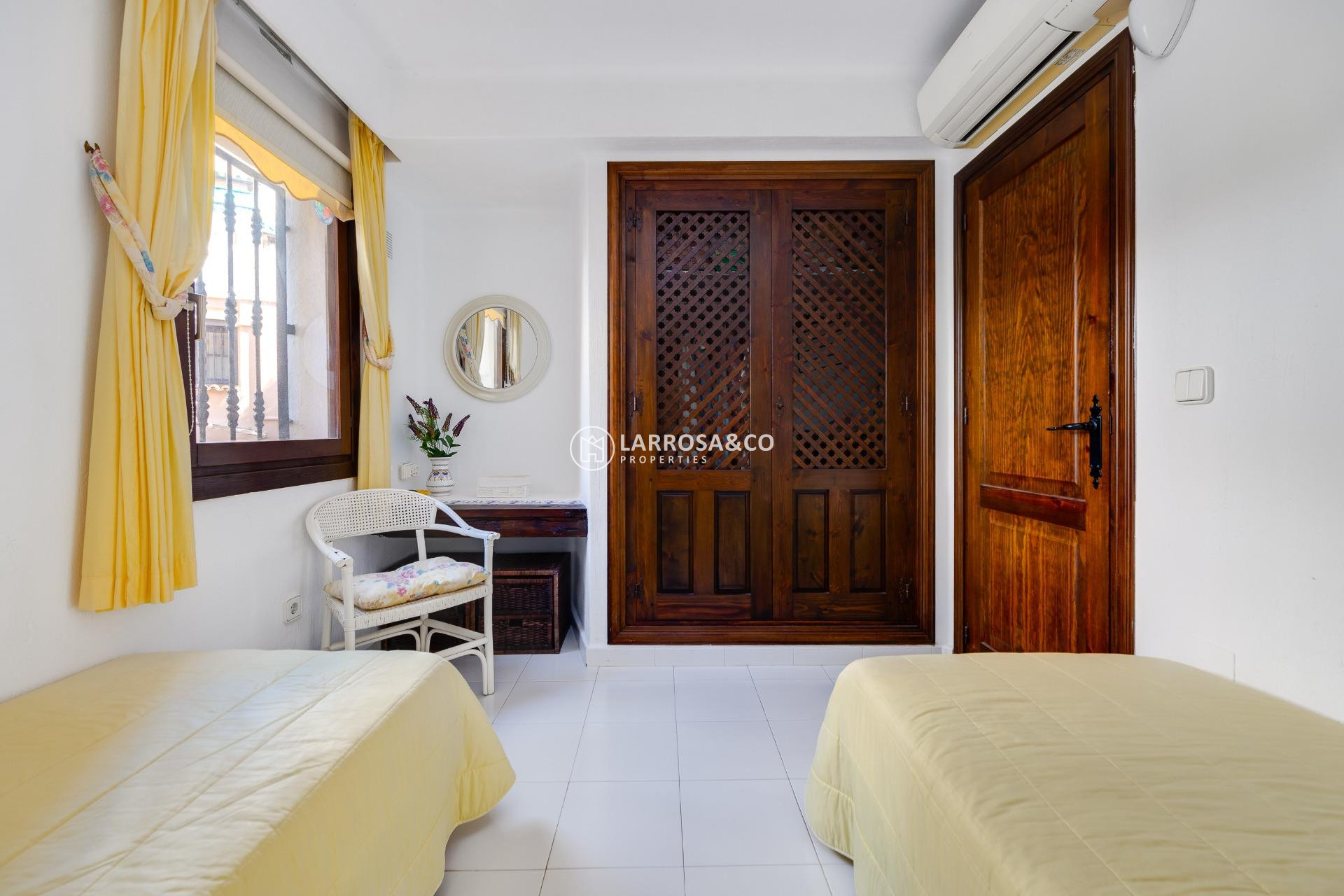 Resale - Apartment - Torrevieja - Los Locos Beach